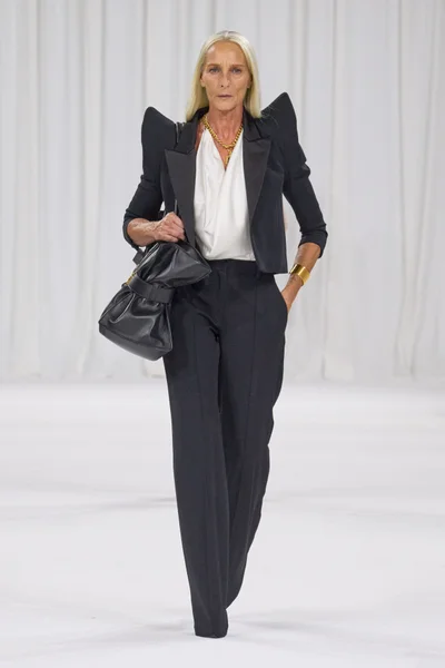 Look 29